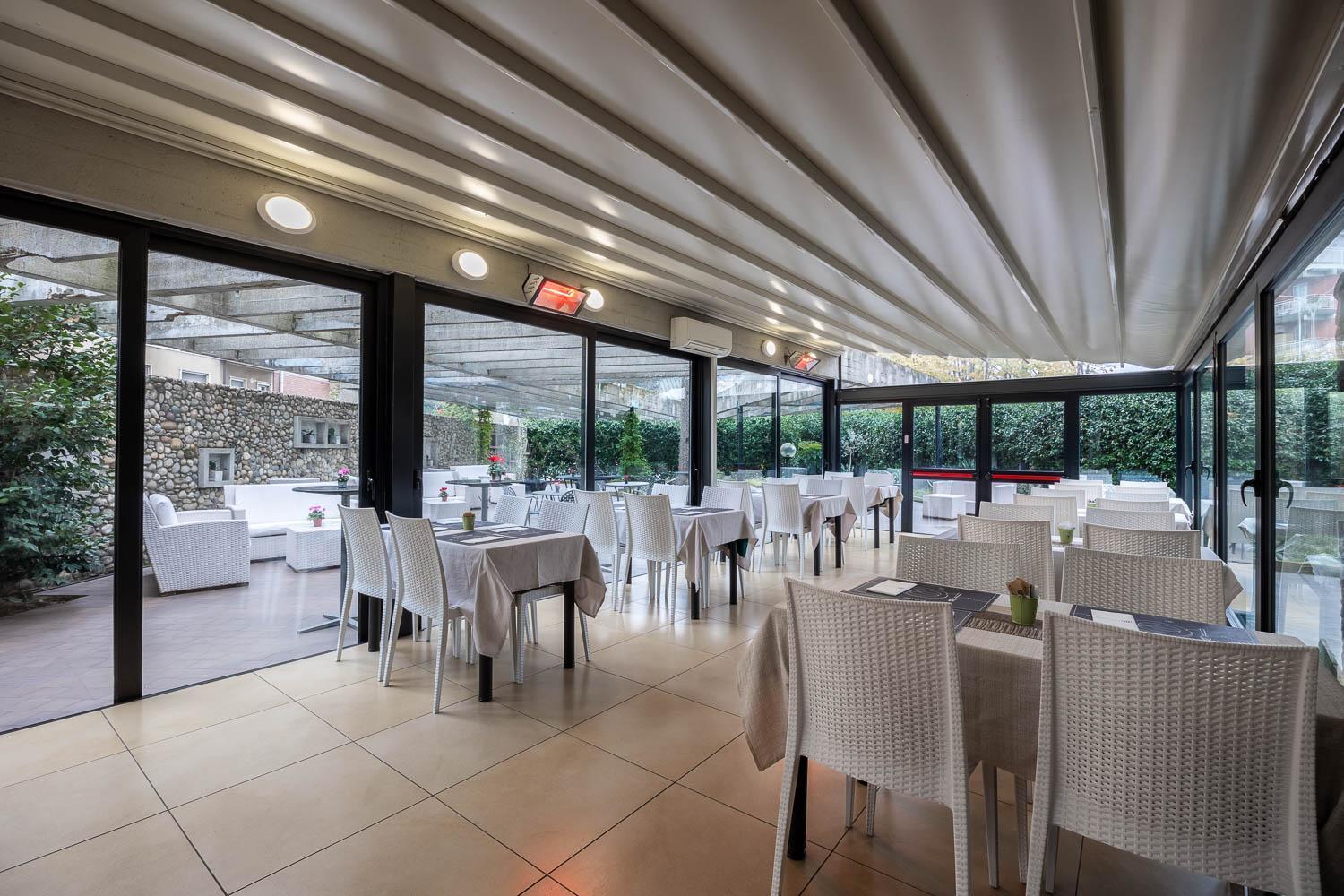 Ih Hotels Milano Eur - Trezzano Sul Naviglio Buitenkant foto